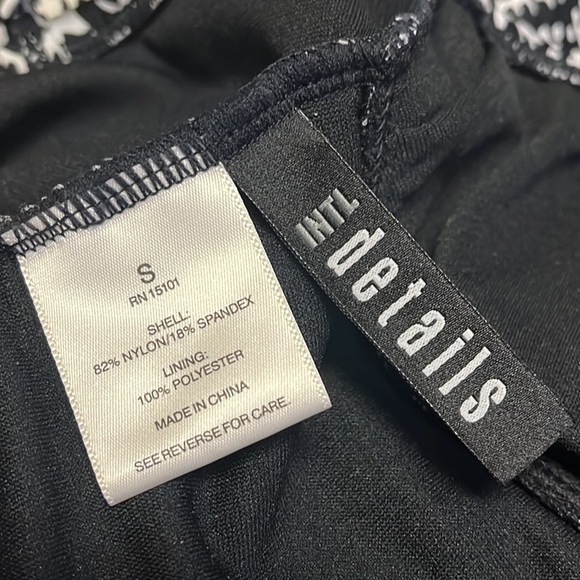 Black & White Swimdress Swim Dress One Piece Swimsuit Skirted S Small - Picture 6 of 6